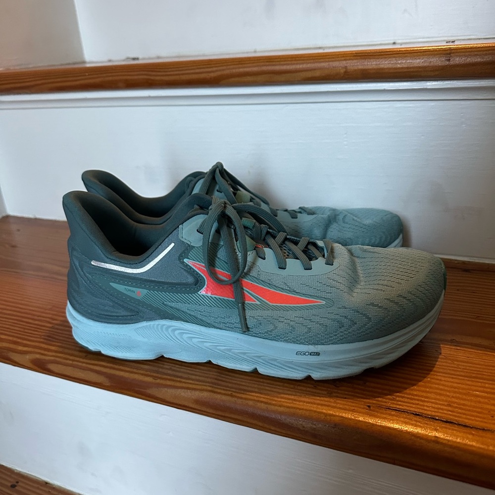 Altra torin 6